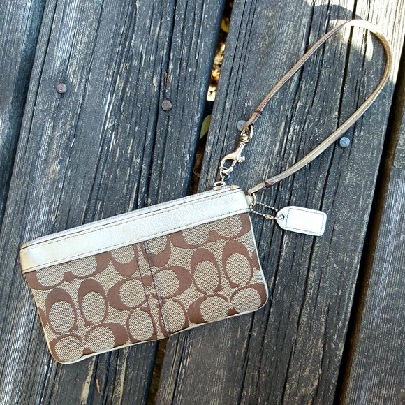 Coach Signature Beaded Wristlet - Picture 4 of 11